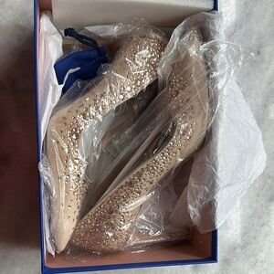 Stuart Weitzman Blue Box